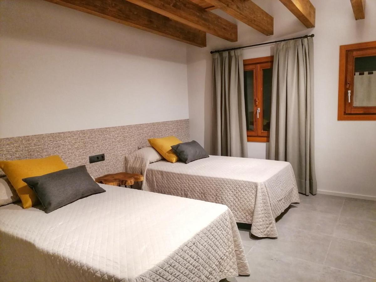 Apartament "El Castell" Casa Rural Cal Rialla リヴィア エクステリア 写真